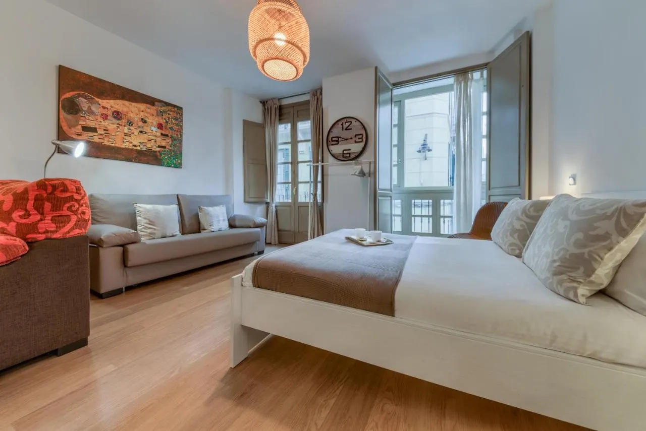 Lyrioshomes Apartamento Estudio La Biznaga Malaga Apartament