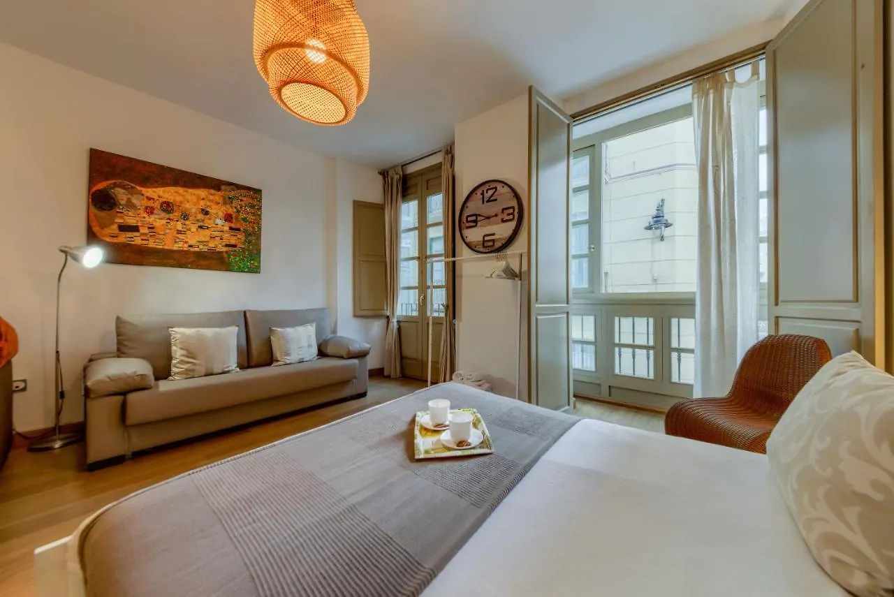 Lyrioshomes Apartamento Estudio La Biznaga Malaga